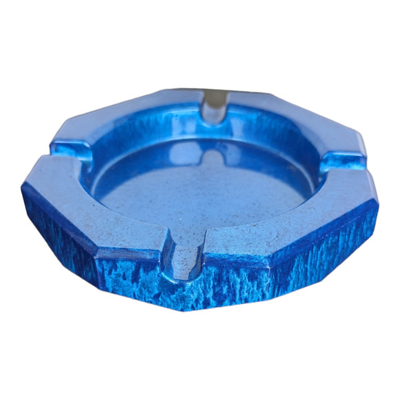 Epoxy Ashtray Custom Metallic Blue - Picture 1 of 5